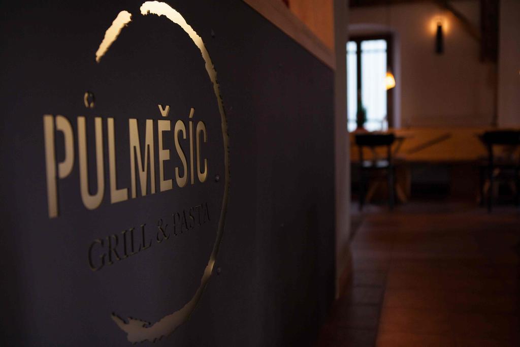 Pension Pulmesic Jablonec nad Nisou Exterior photo