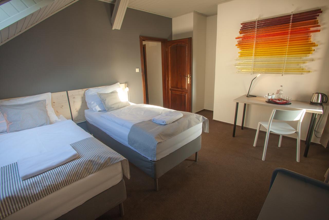 Pension Pulmesic Jablonec nad Nisou Exterior photo